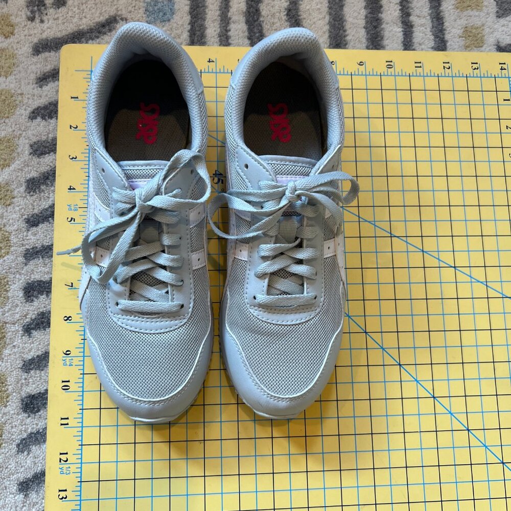 ASICS Tiger Runner Glacier Grey/White 8.5 women's - Picture 5 of 8